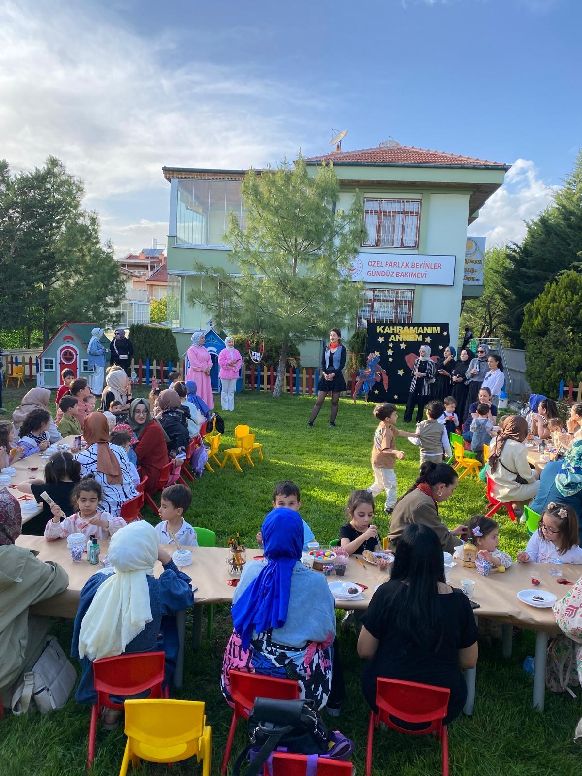 21. Yüzyıl Becerileri Anaokulunda Başlar: Çocuklarda Yaratıcı Düşünme ve Problem Çözme Yetisi Nasıl Gelişir?